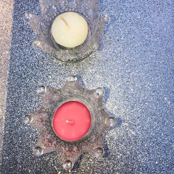 Set of Regal hobnail crown glass candle holders - Picture 11 of 14